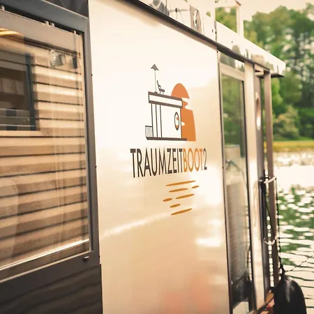 Botel Hausboot Traumzeitboot Heidi - Exklusiver Festlieger In Perfekter Lage Am Scharmuetzelsee *