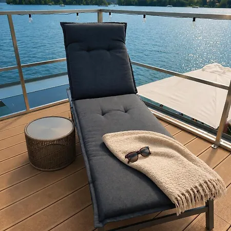 Hotel na wodzie Hausboot Mit Sauna - Traumzeitboot Heidi - Exklusiver Festlieger In Perfekter Lage Am Scharmuetzelsee Bad Saarow