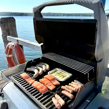 Hausboot Mit Sauna - Traumzeitboot Heidi - Exklusiver Festlieger In Perfekter Lage Am Scharmuetzelsee *