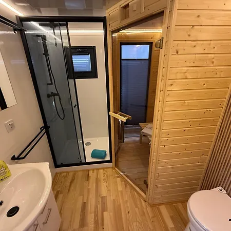 Hausboot Mit Sauna - Traumzeitboot Heidi - Exklusiver Festlieger In Perfekter Lage Am Scharmuetzelsee Bad Saarow