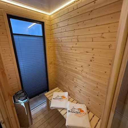 Hausboot Mit Sauna - Traumzeitboot Heidi - Exklusiver Festlieger In Perfekter Lage Am Scharmuetzelsee * Бад-Заров