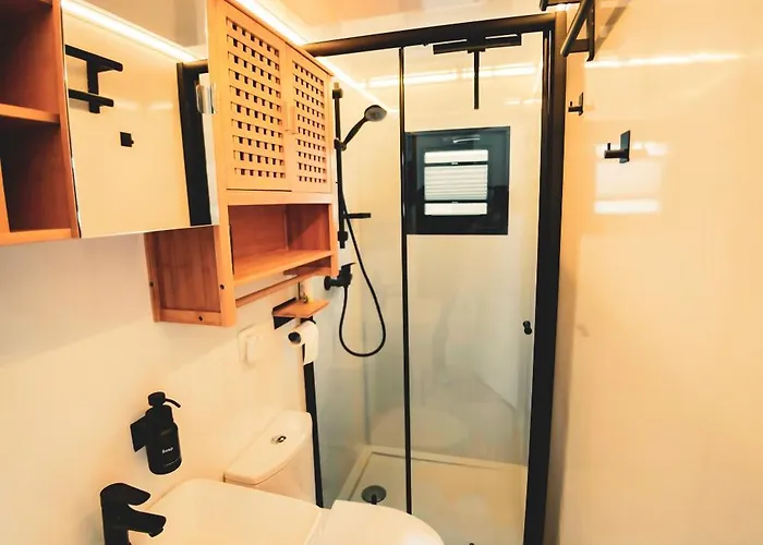 Traumzeitboot Heidi - Exklusiver Festlieger In Perfekter Lage Am Scharmuetzelsee * Bad Saarow