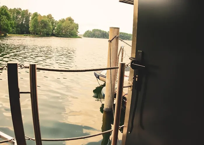 Traumzeitboot Heidi - Exklusiver Festlieger In Perfekter Lage Am Scharmuetzelsee باد سارو