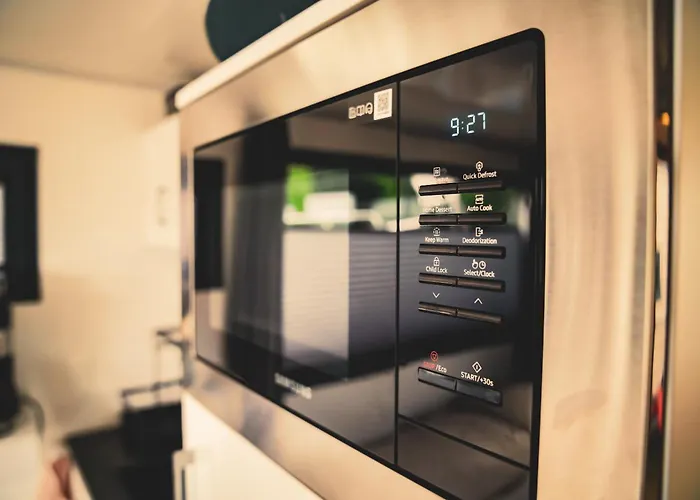 Traumzeitboot Heidi - Exklusiver Festlieger In Perfekter Lage Am Scharmuetzelsee Úszó hotel *